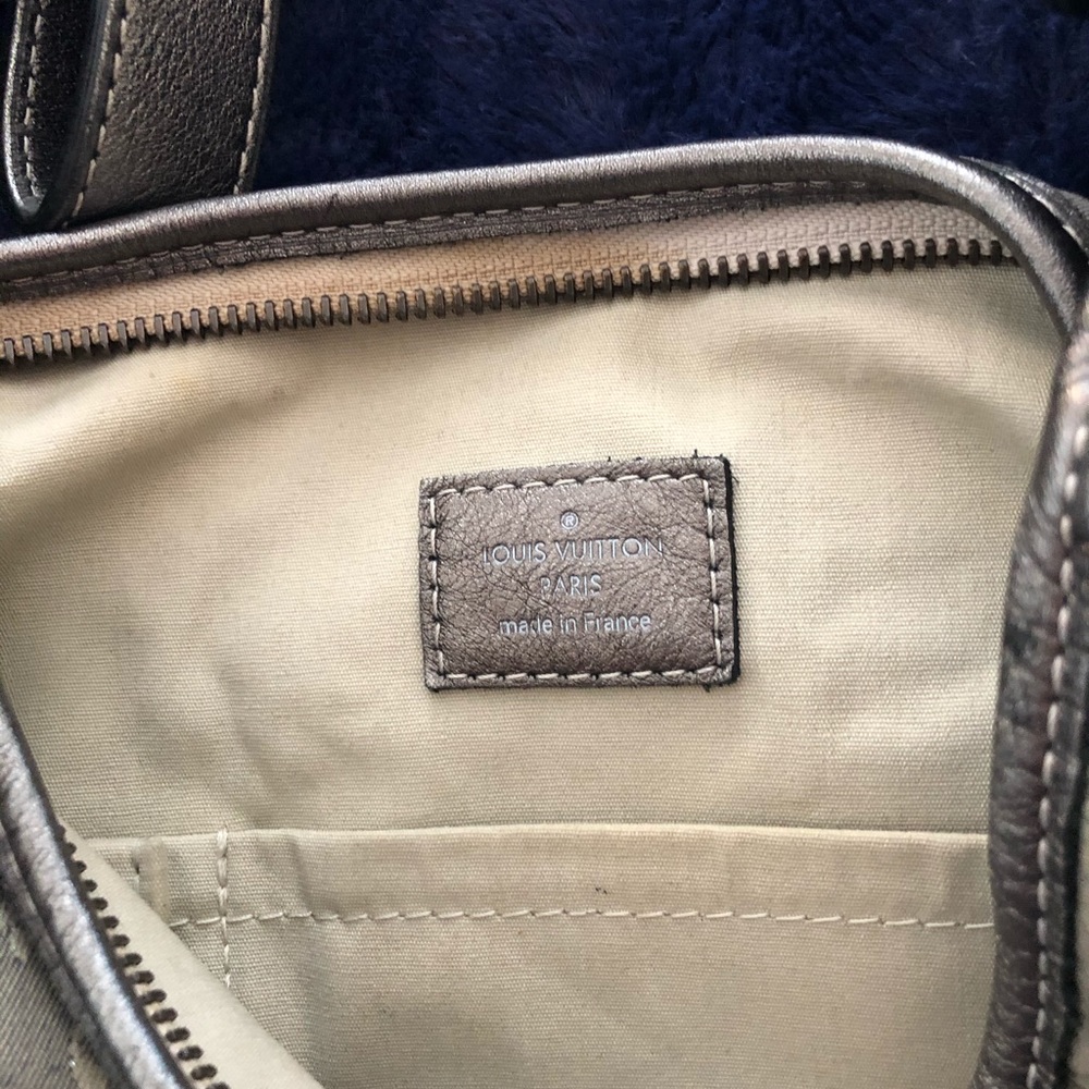 Louis Vuitton bag Authentic
